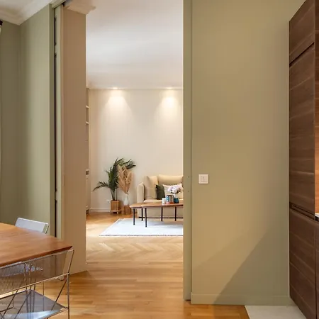 Arc De Triomphe - Luxury 1 Bedroom Апартаменты *