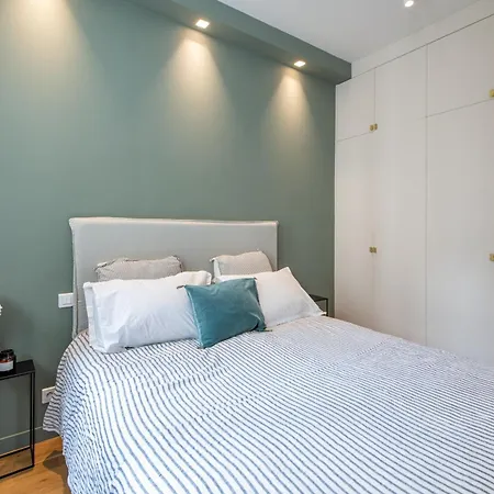 Arc De Triomphe - Luxury 1 Bedroom Апартаменты