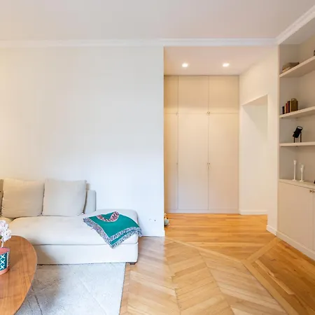 Апартаменты Arc De Triomphe - Luxury 1 Bedroom Париж